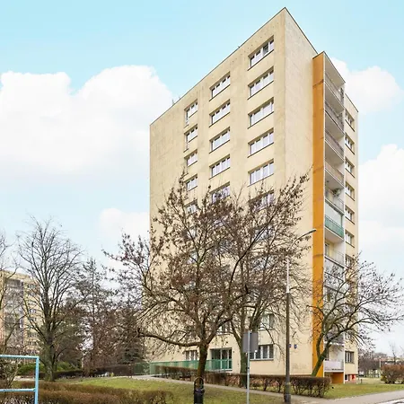 Apartment Spacious With Three Bedrooms In By Renters